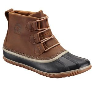 Sorel Out N About Booties (fit small!)